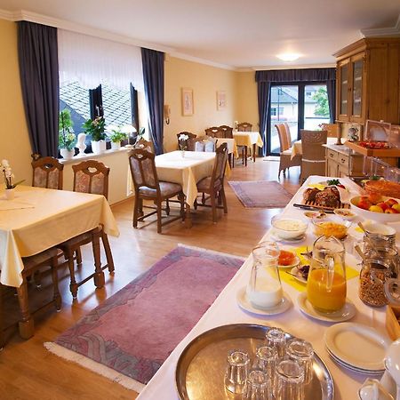 Wein & Gastehaus Hermeshof Hotel ทริทเท็นไฮม์ ภายนอก รูปภาพ